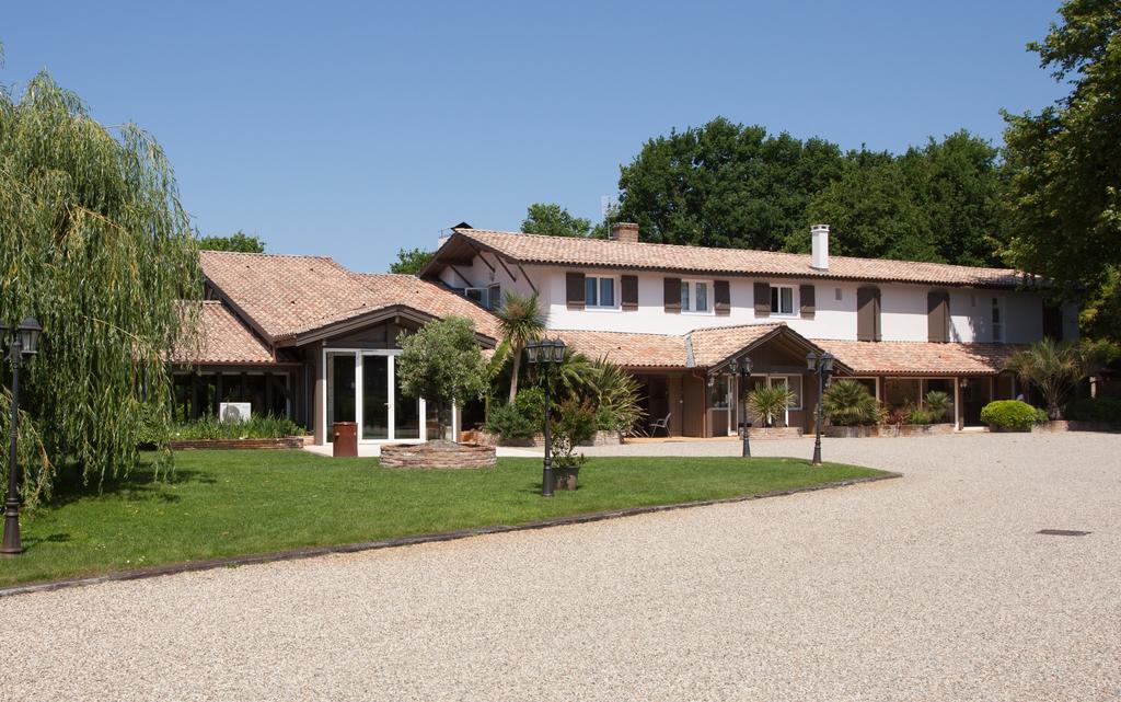 Hotel La Ferme D'En Chon Biscarrosse Eksteriør billede